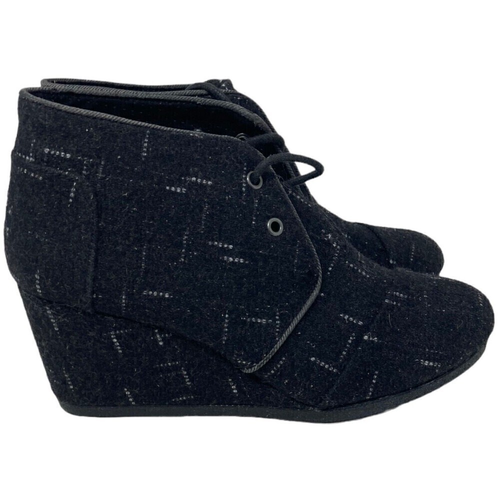 TOMS Wedge Booties Black Wool Lace Up Ankle Desert Boots Women's Size 7 NEW